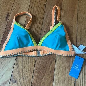 Cupshe Vibrant Bikini Top with Contrast Trim